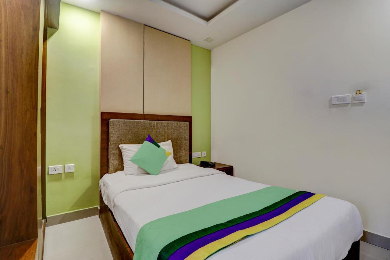 Itsy By Treebo - Rotano Glitz Inn Kozhikode Extérieur photo