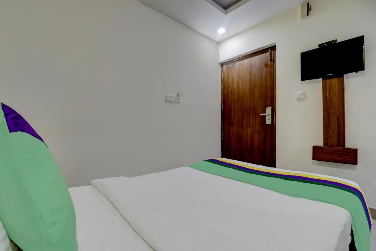 Itsy By Treebo - Rotano Glitz Inn Kozhikode Extérieur photo