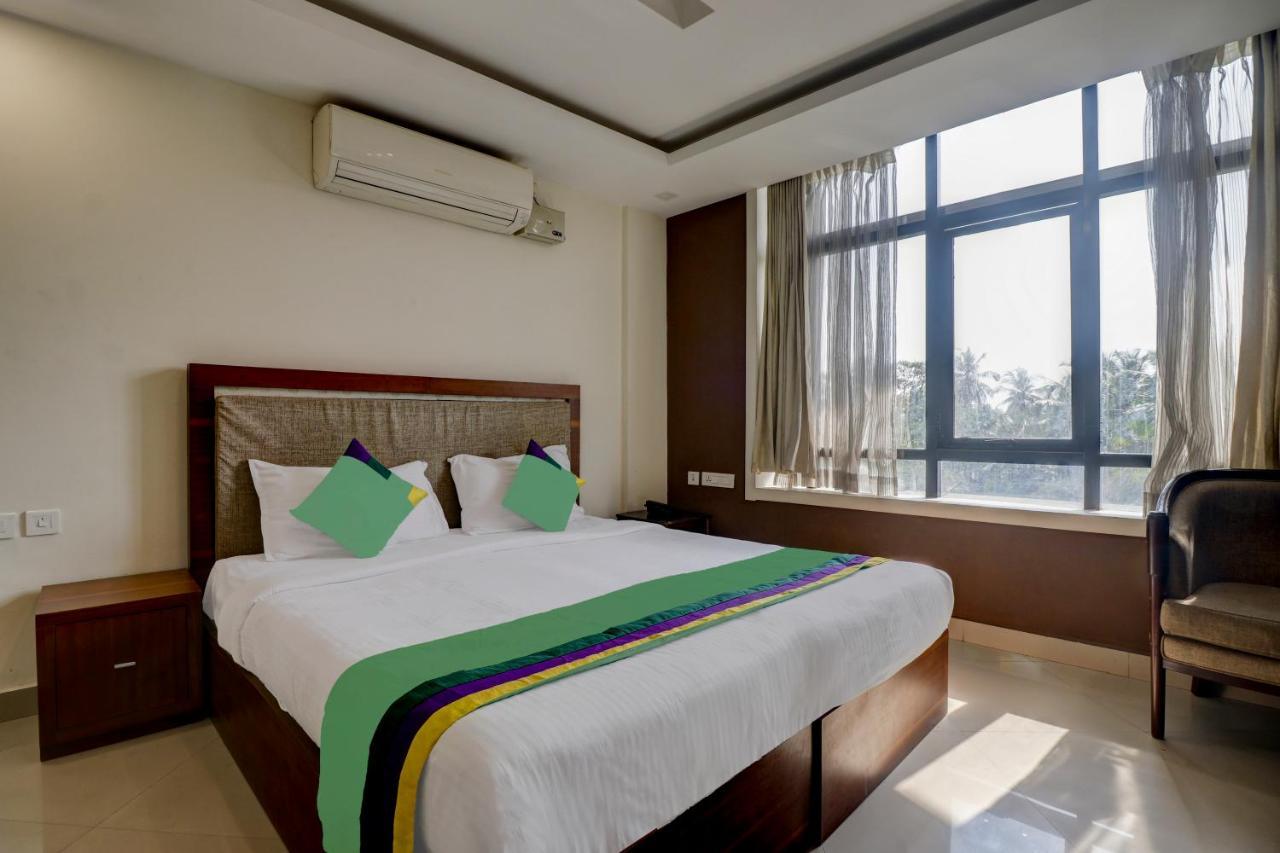 Itsy By Treebo - Rotano Glitz Inn Kozhikode Extérieur photo